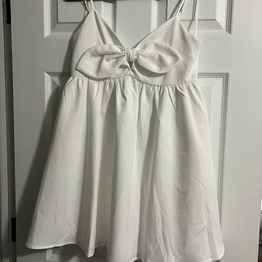 Tcec White Bow Dress Brand New Never Worn